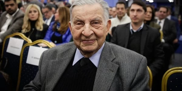 Βαρβιτσιώτης: Γιατί είναι ανιστόρητη η Συμφωνία των Πρεσπών